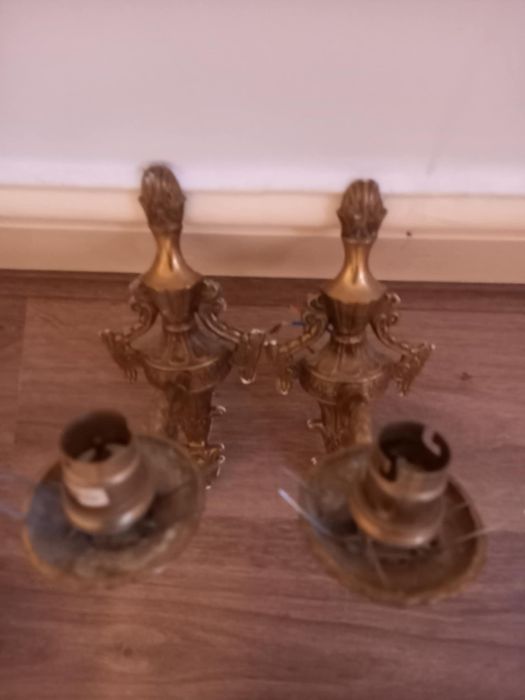 Lustre de bronz si aplice de bronz