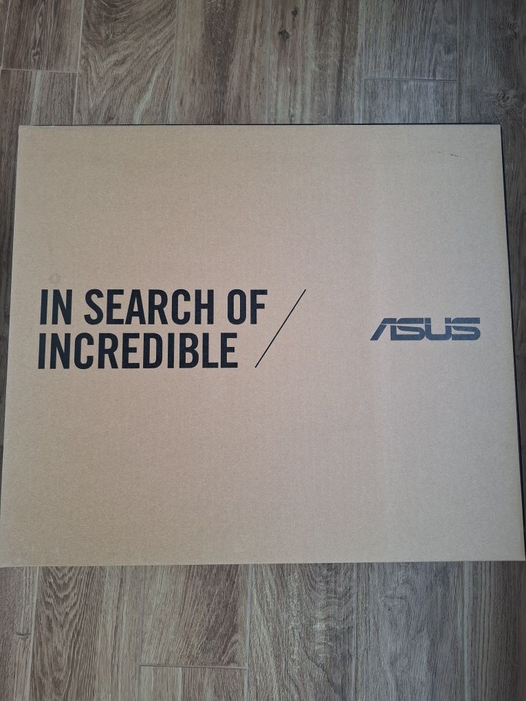 PC All-In-One ASUS M241D, putin folosit cu WINDOWS 11 preinstalat