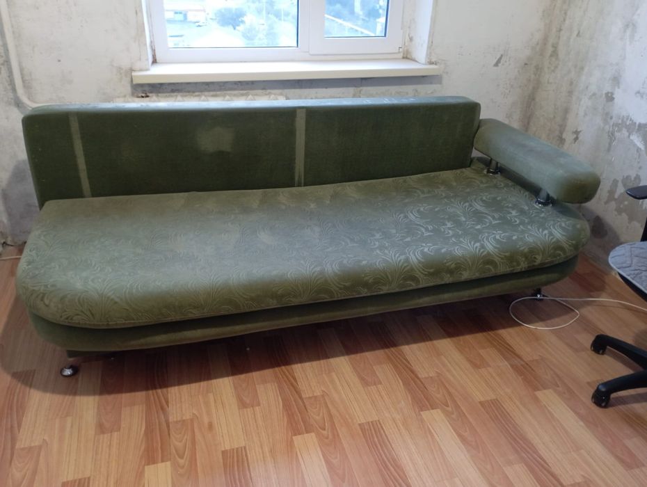 Отдам даром тахту в хорошем состоянии