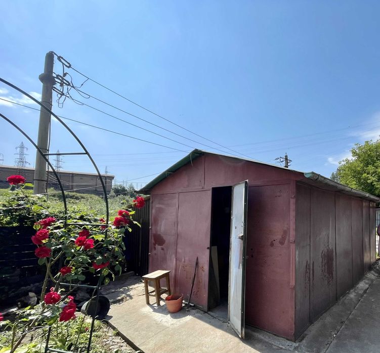 garaj demontabil cu ridicare personala