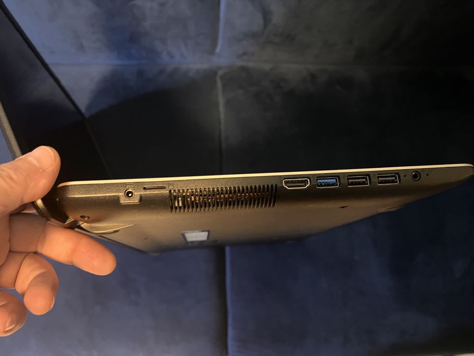 Laptop Asus VivoBook i3 gen.7 video nvidia