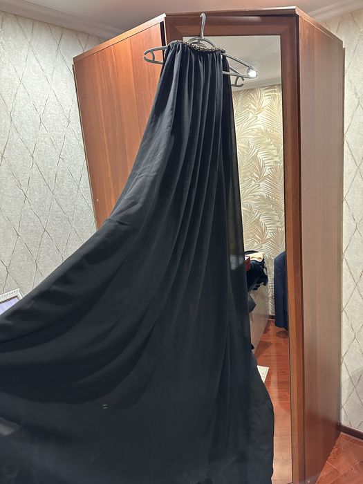 Продам платье вечернее 2000