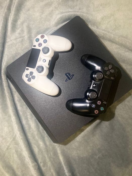 Игровая пристава PS4