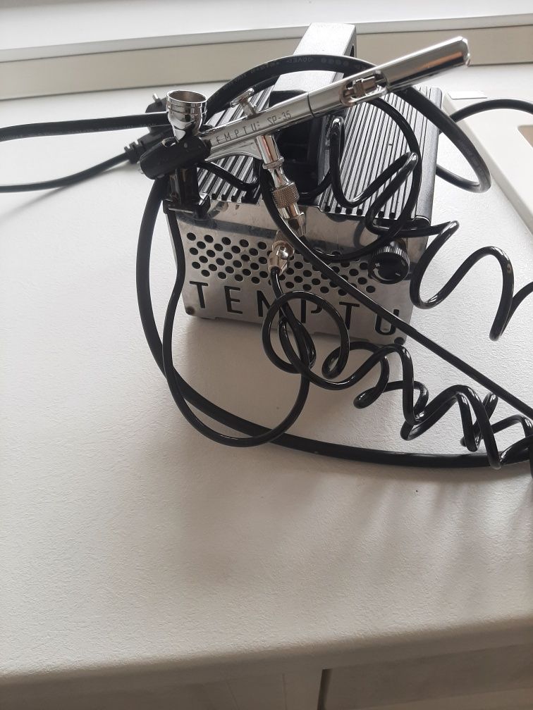 Airbrush Temptu preț f bun
