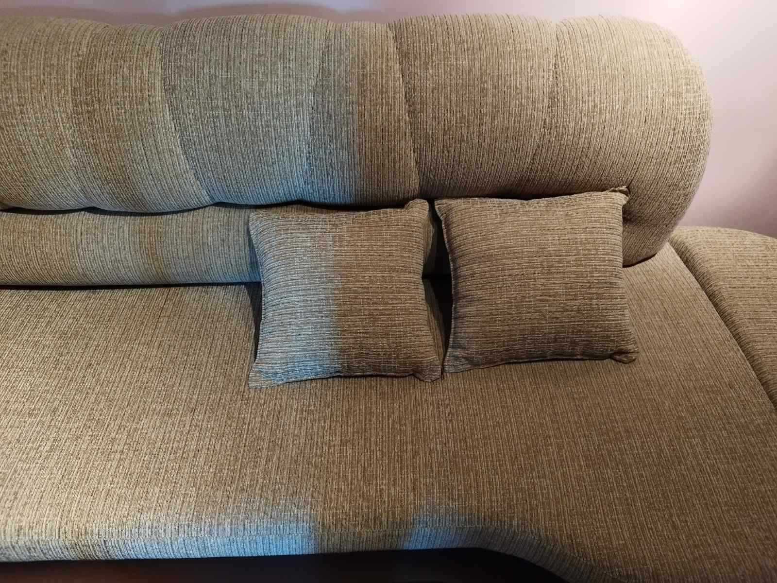 Продавам диван с функция сън