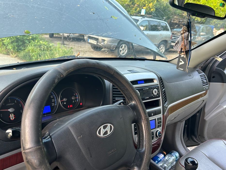 Hyundai Santa Fe 2,2 на части