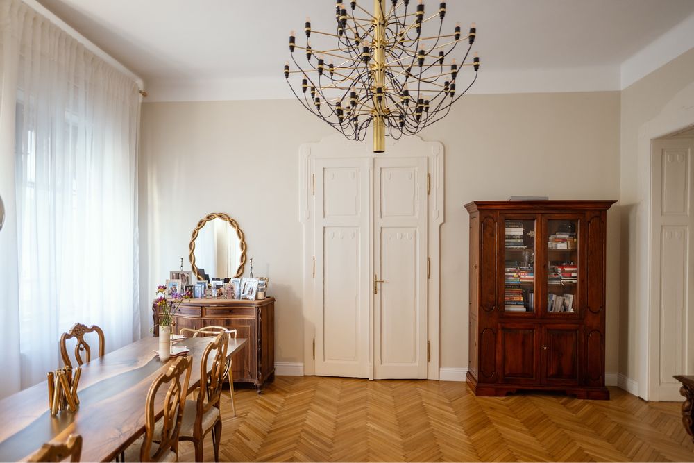 Apartament istoric conservat - PROPRIETAR - ULTRACENTRAL - Timișoara