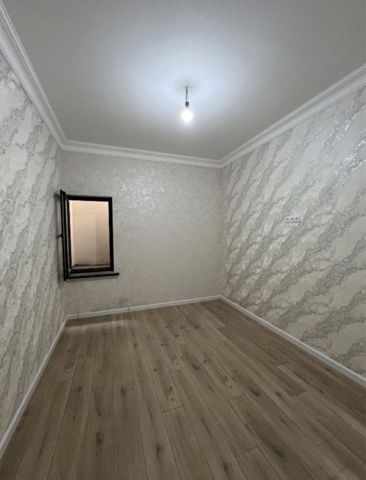 Срочно сотилади  4хона 1.8 сотих 9 метро бекати