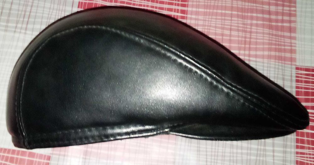 Продам! Кепку с подкладкой