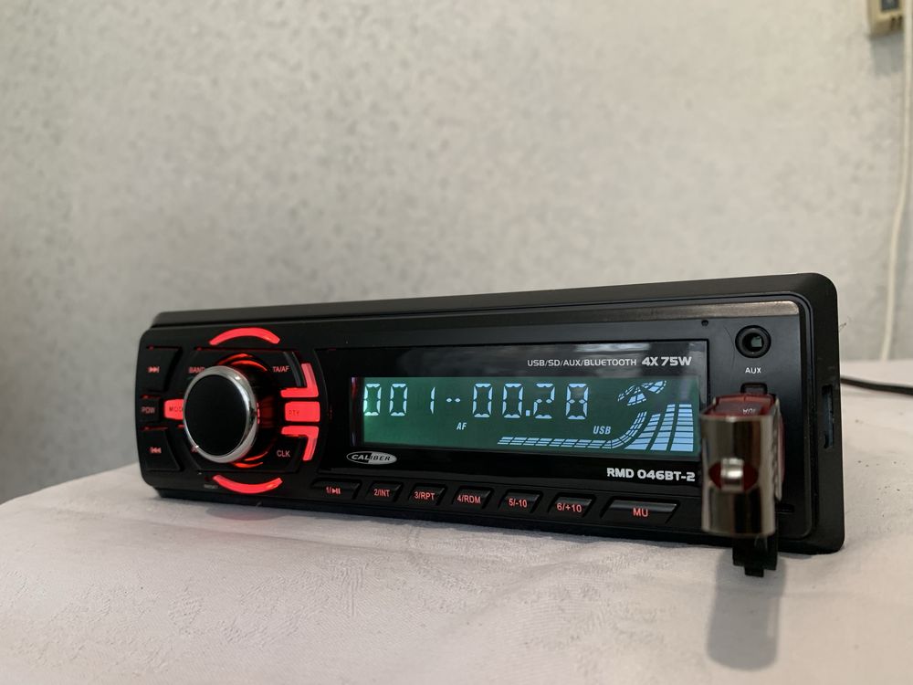 Авто радио с Bluetooth