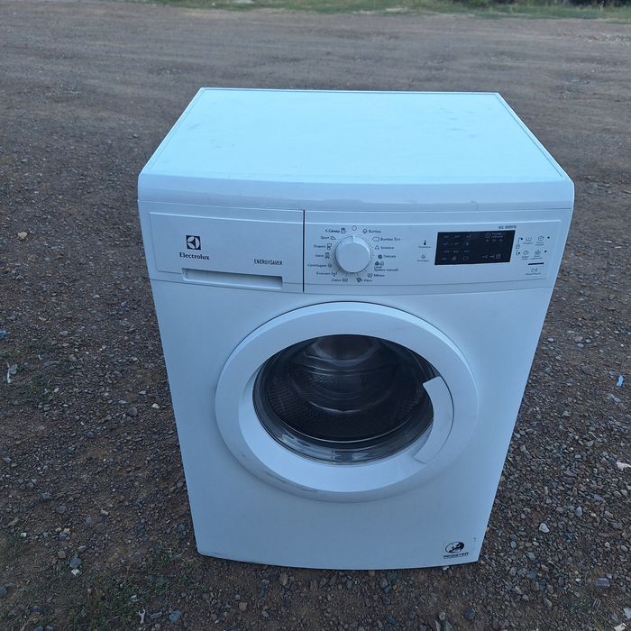 Electrolux 5oo lei / perfect functională.