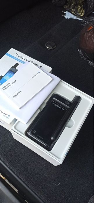 Thuraya SatSleeve+. Спутниковая станция для телефона.