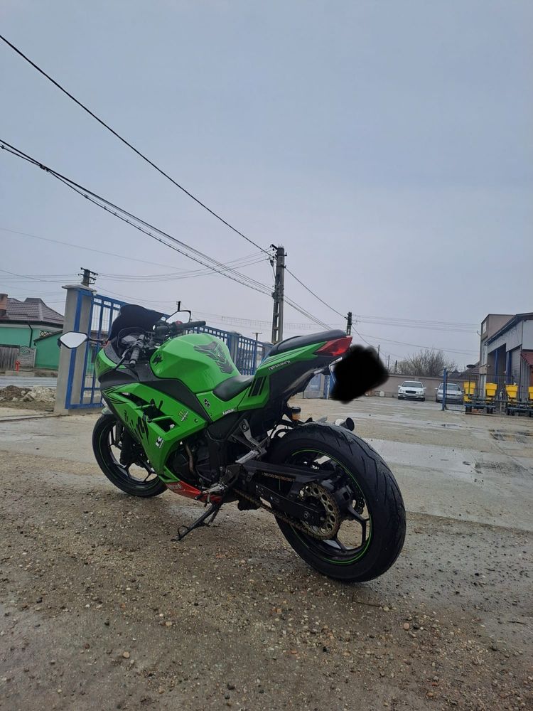 Kawasaki ninja 300 A2 2015