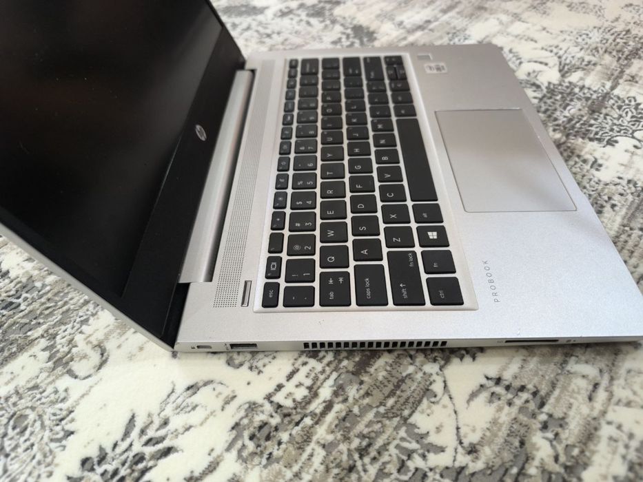 Ноутбук HP………………………………………….