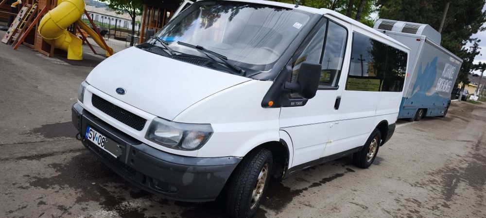 Ford transit 8+1