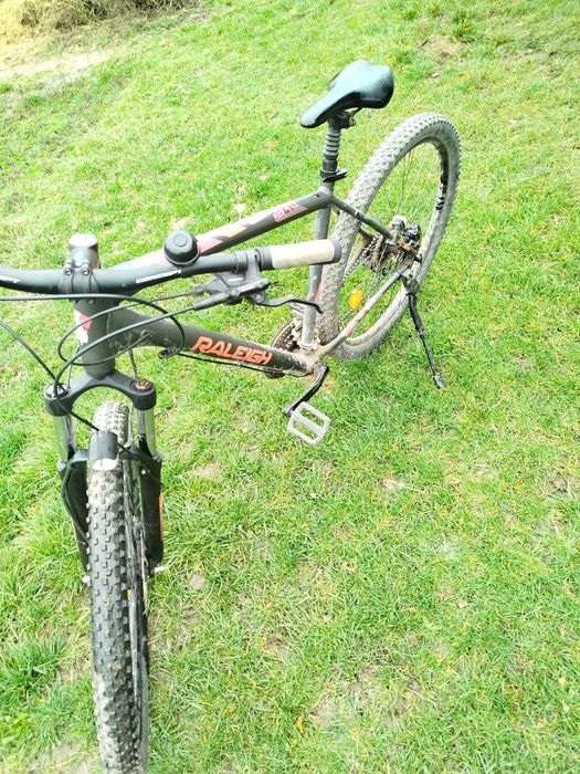 Bicicleta de vânzare 1600 lei negociabil