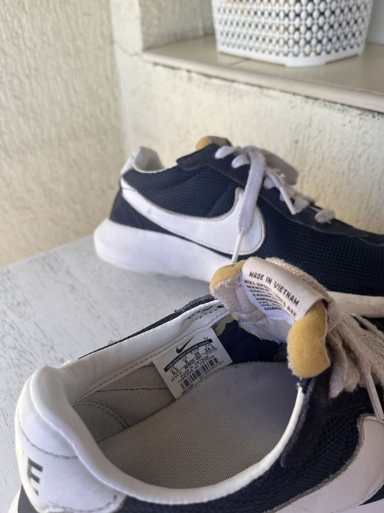Nike original дамски маратонки 39 номер