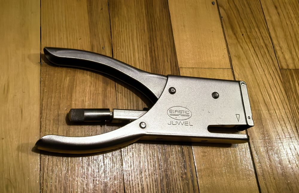 Capsatoare Vintage & Retro, diferite marci