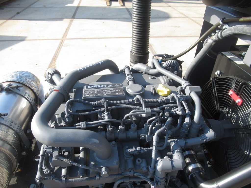 Motor complet nou Deutz - TD3.6 L4 in 4 pistoane 74 cai putere