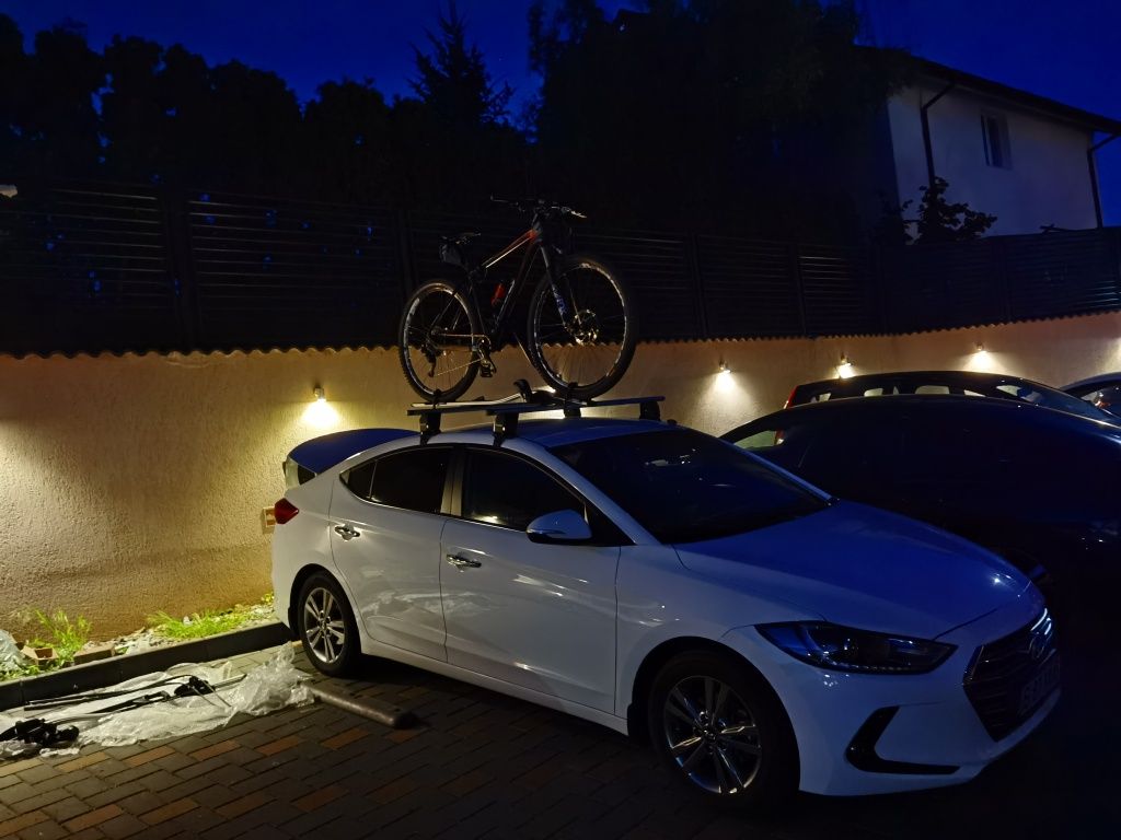 Bare transversale Hyundai Elantra Menabo Delta
 
Bare transversale MEN