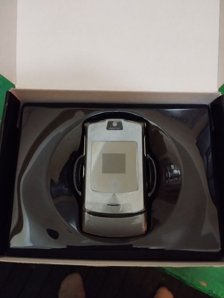 Motorola RAZR продам