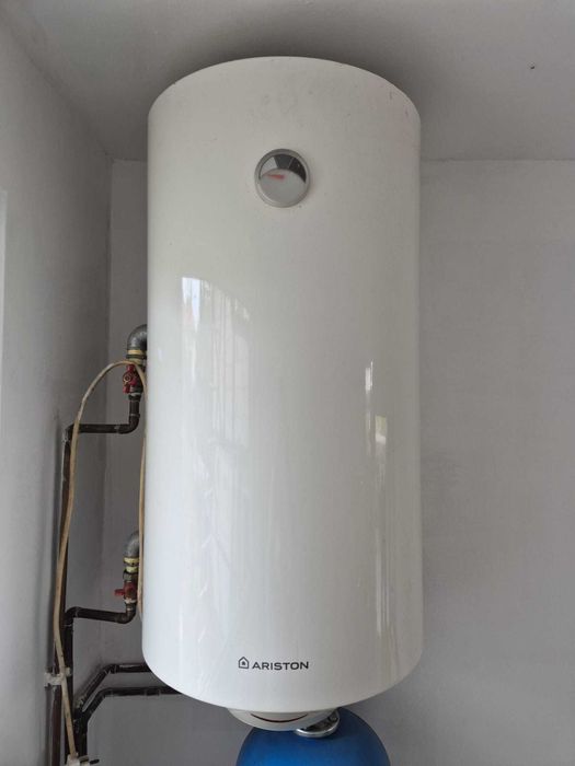 Vand boiler electric Ariston