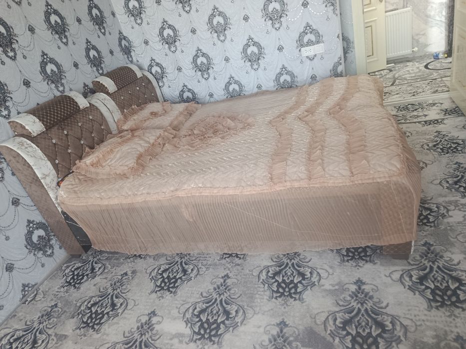 Uy ijaraga beriladi LIFTLIK uy bez pasrednik Buxoro sity