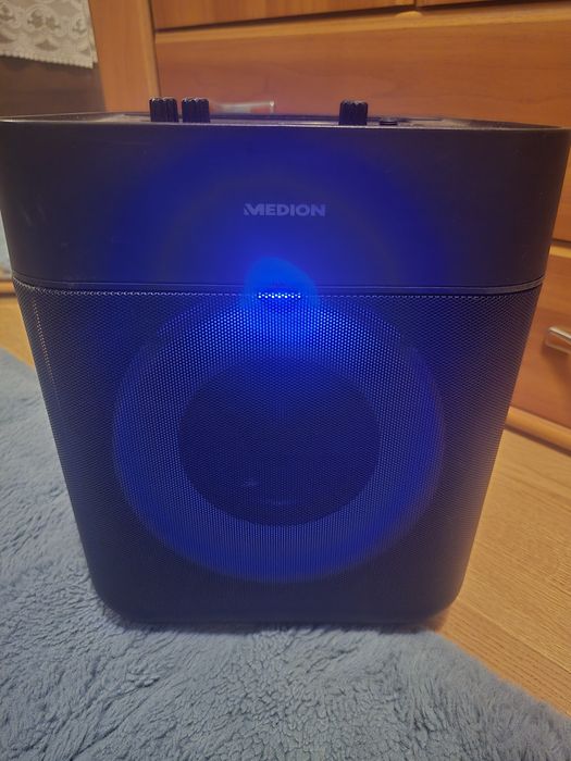 Vând boxă portabila