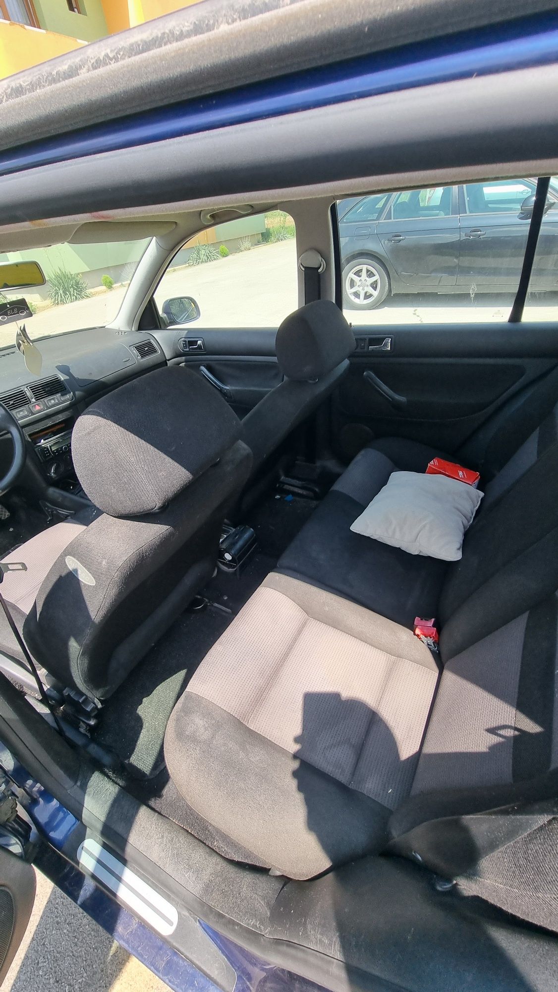 Vând golf 4 1.4 benzina