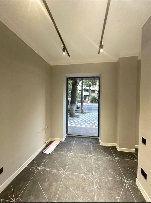 Продаётся нежилое помещение