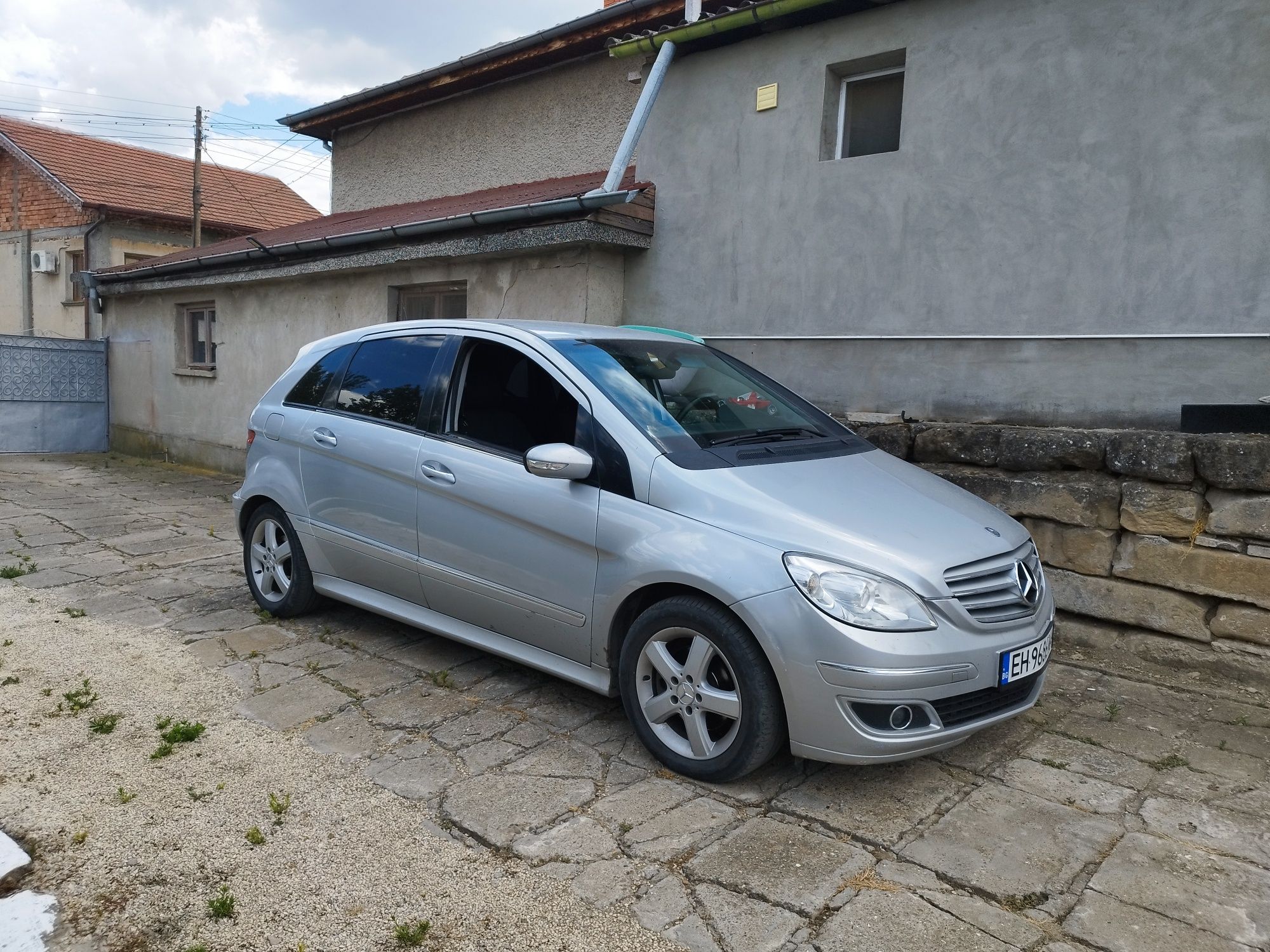 Мерцедес  b180 2.0cdi