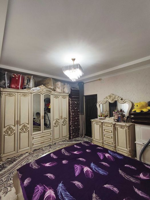 продается 5-комнатный дом со всеми удобствами. 1,8 сот;