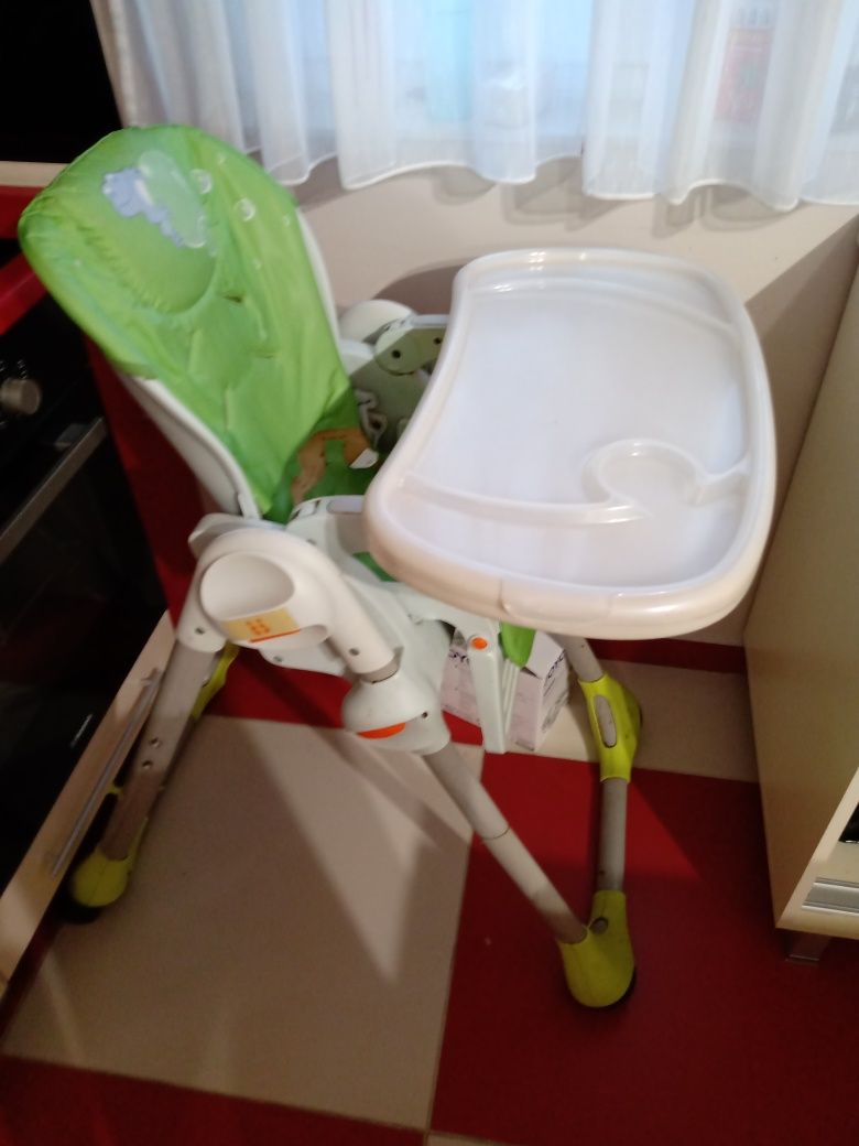 Scaun pentru alimentație copii