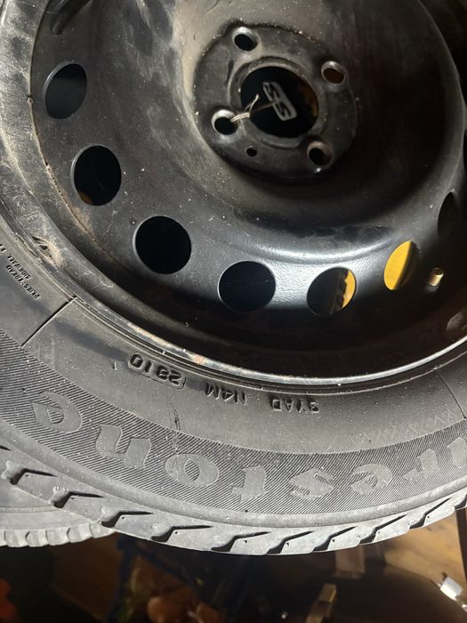 Set 4 Roti cauciucuri iarna Dacia Logan