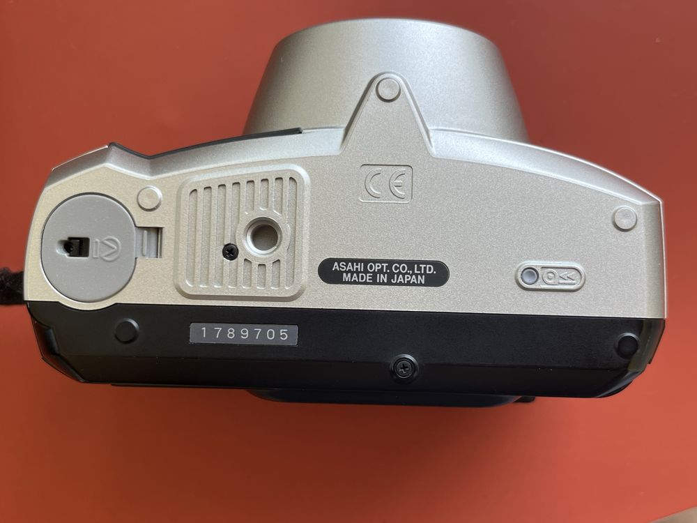 Автоматичен 35 мм фотоапарат PENTAX ESPIO 200