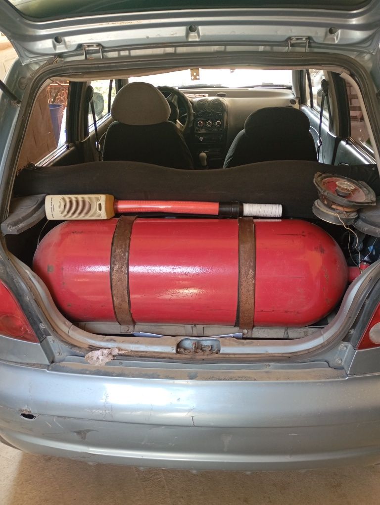 Matiz sotiladi 2006 gazi bor matori xadavoy balonlari yengi
