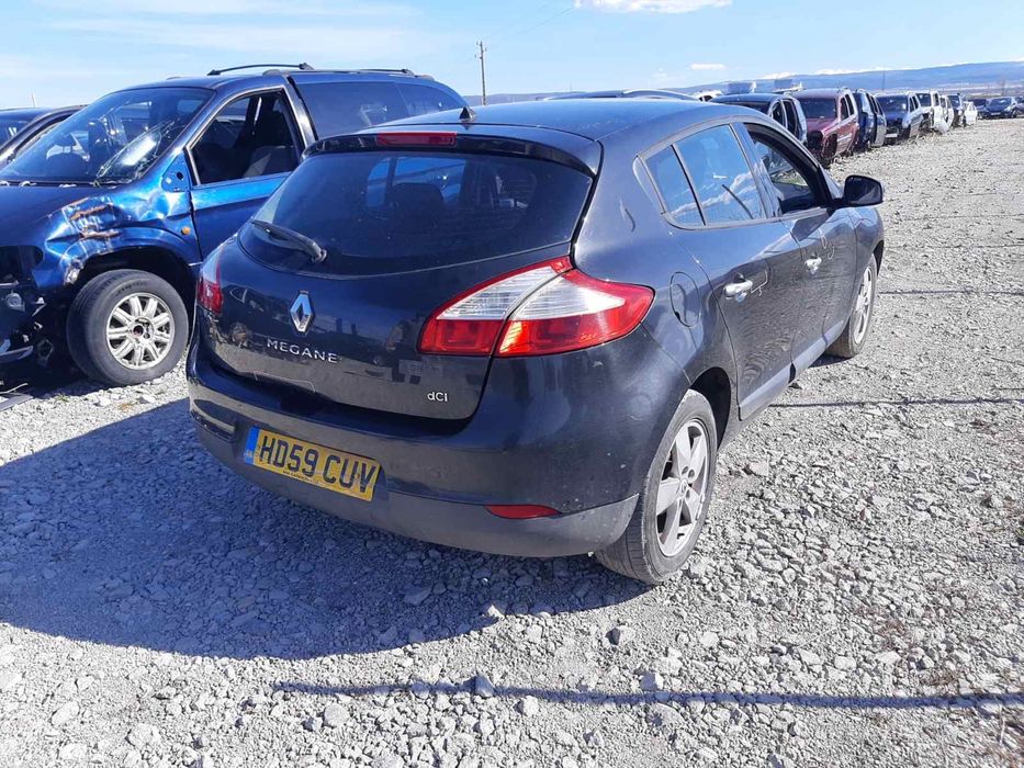 За Части Renaul Megane 1.5 dci 2010 г