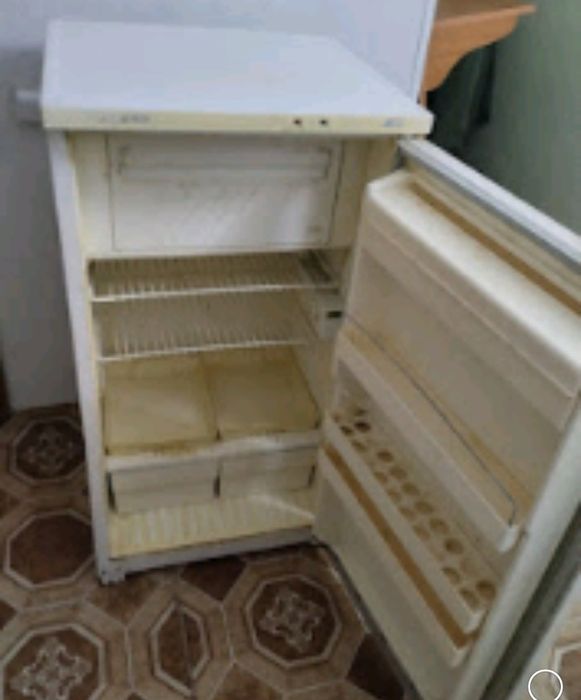 Продам холодильник недорого