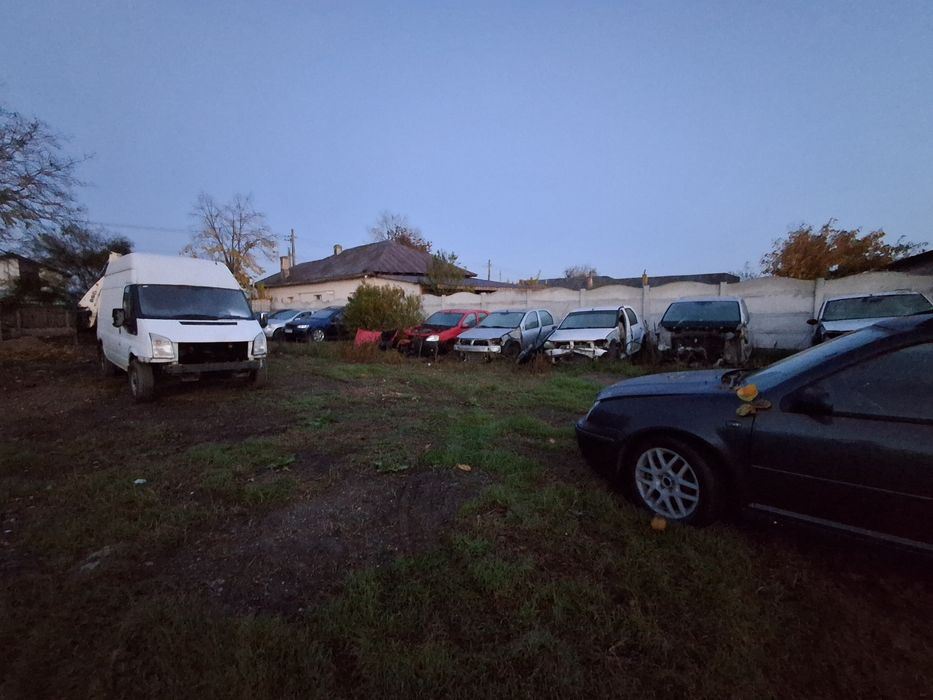 Vand piese de logan de opel,bora