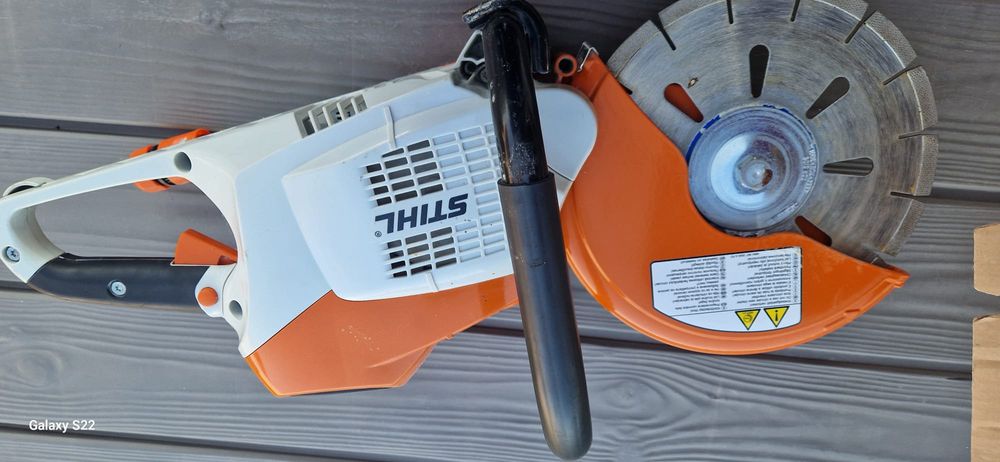 Stihl drujba pe acumulator