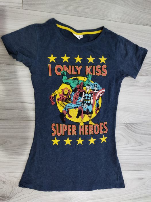 Tricou cu supereroi Avengers Marvel femei mărimea XS măsura 34