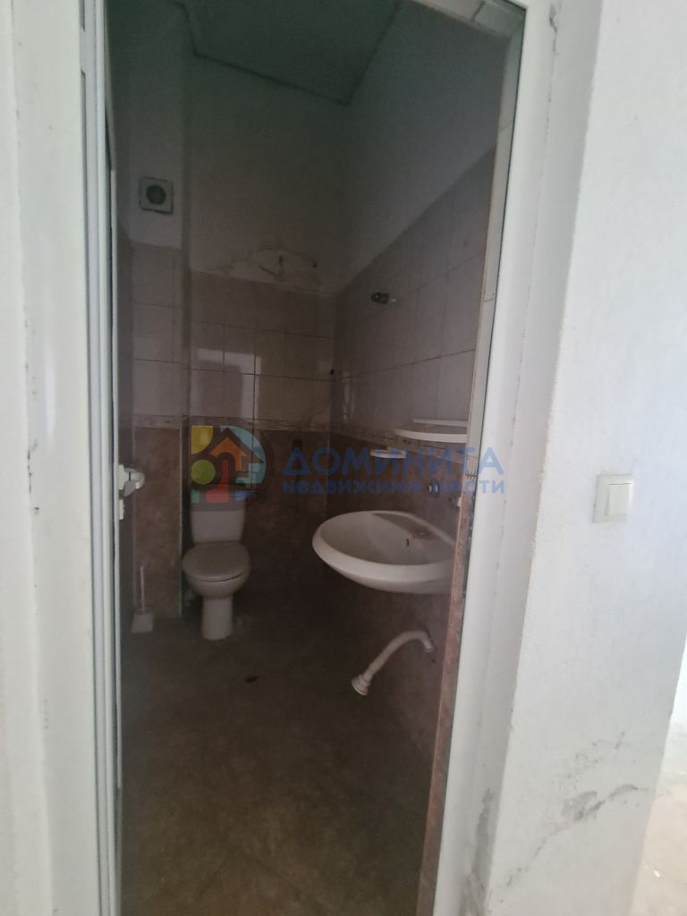 Продава се Къща в Приморско - 428 кв.м за 437 €/кв.м - Снимка #17