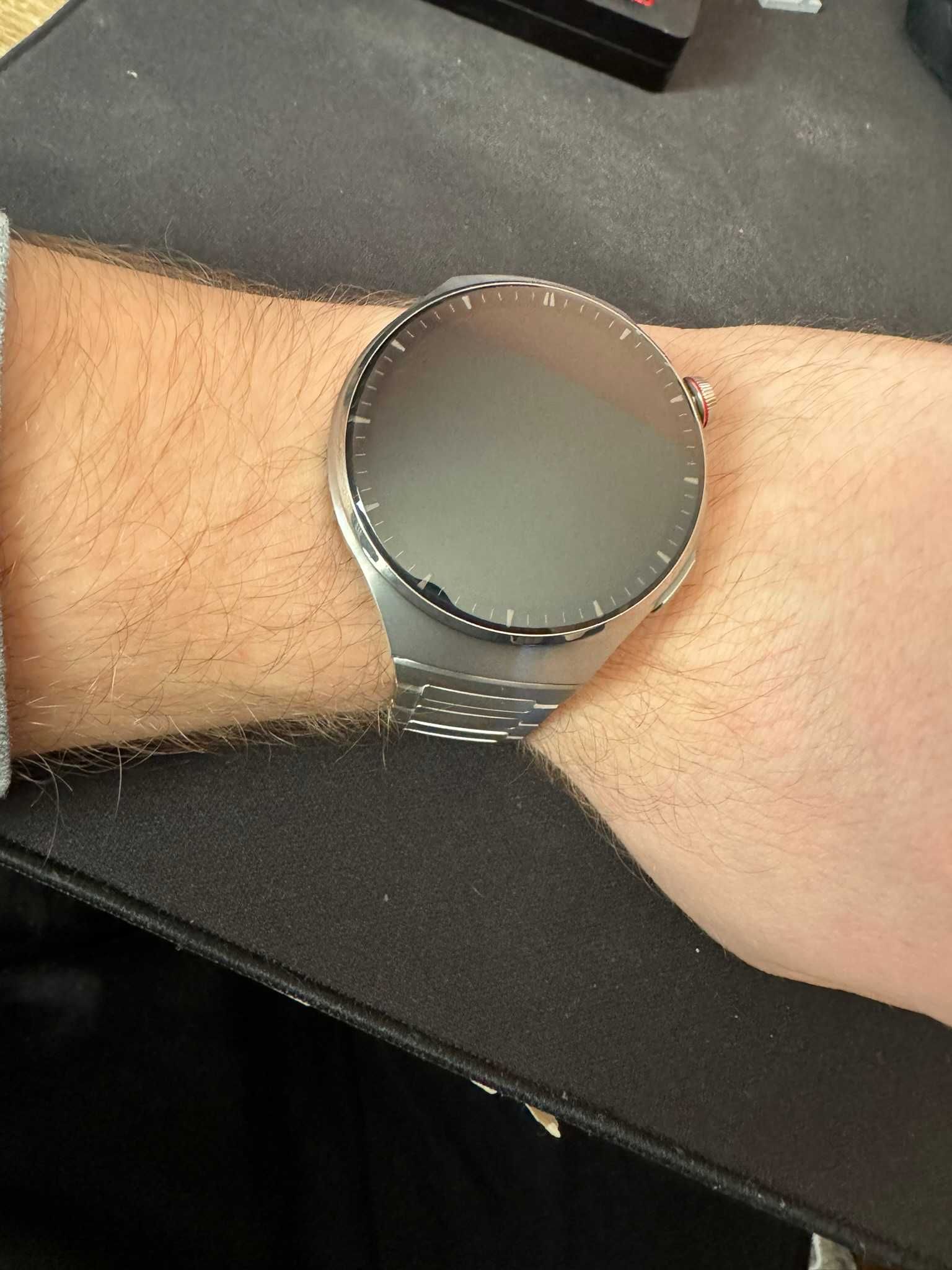 smartwatch Huawei watch 4 pro titanium