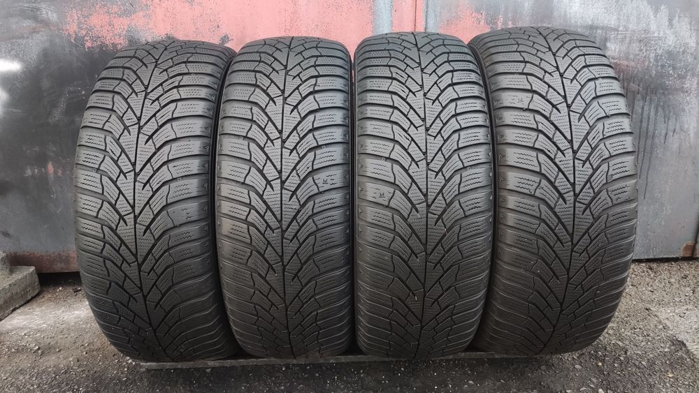 зимни гуми 205/55/16 Kumho Winter Craft WP52, dot22 
dot22
6.8/7mmмм
Д