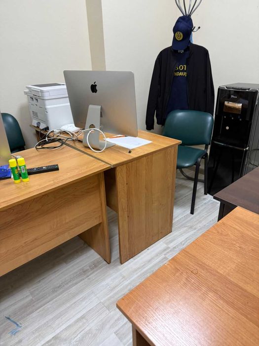 продам стол для офиса