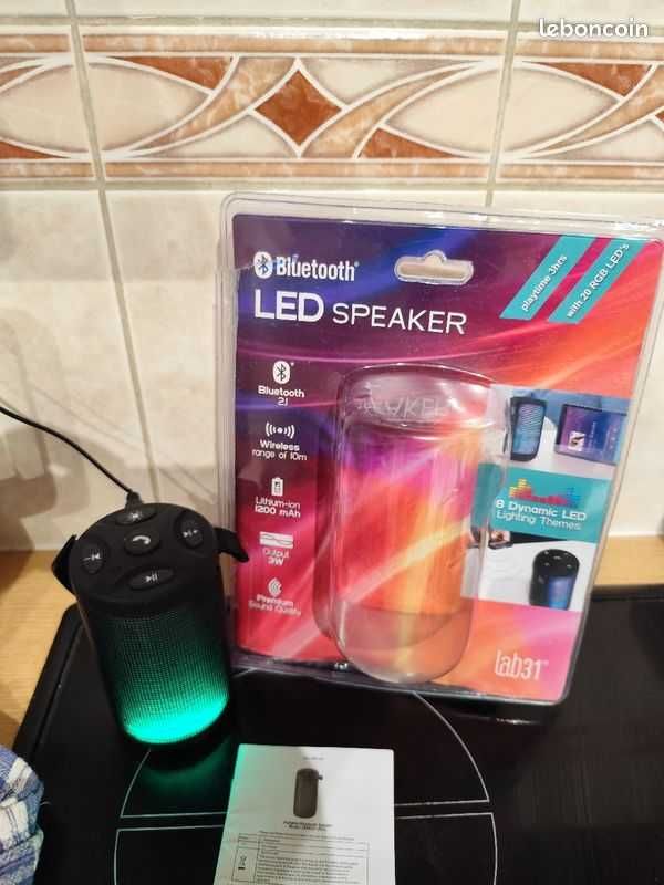 LED Bluetooth Speaker LAB31