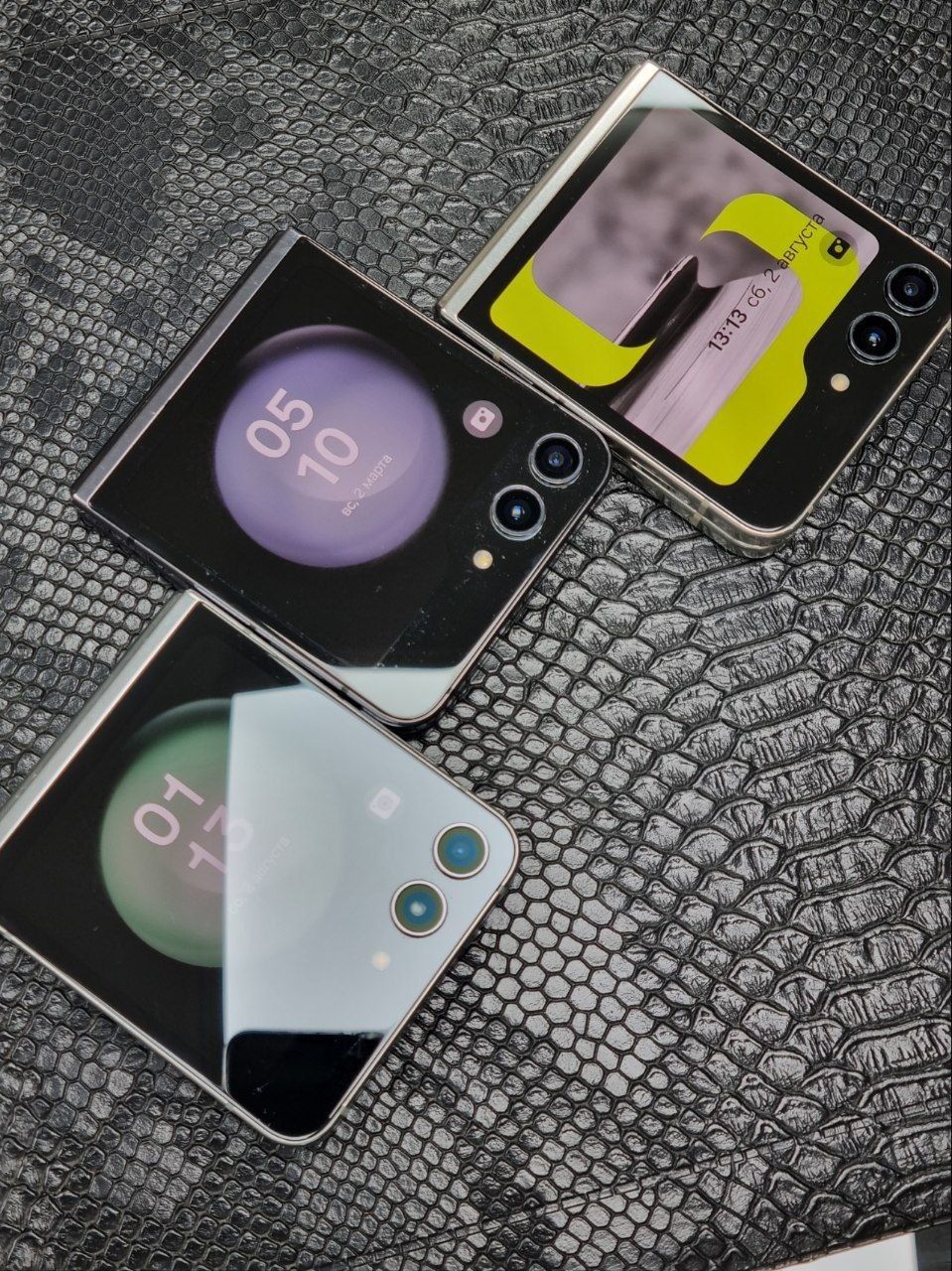 Samsung Z Flip5 xotirasi 8/256GB