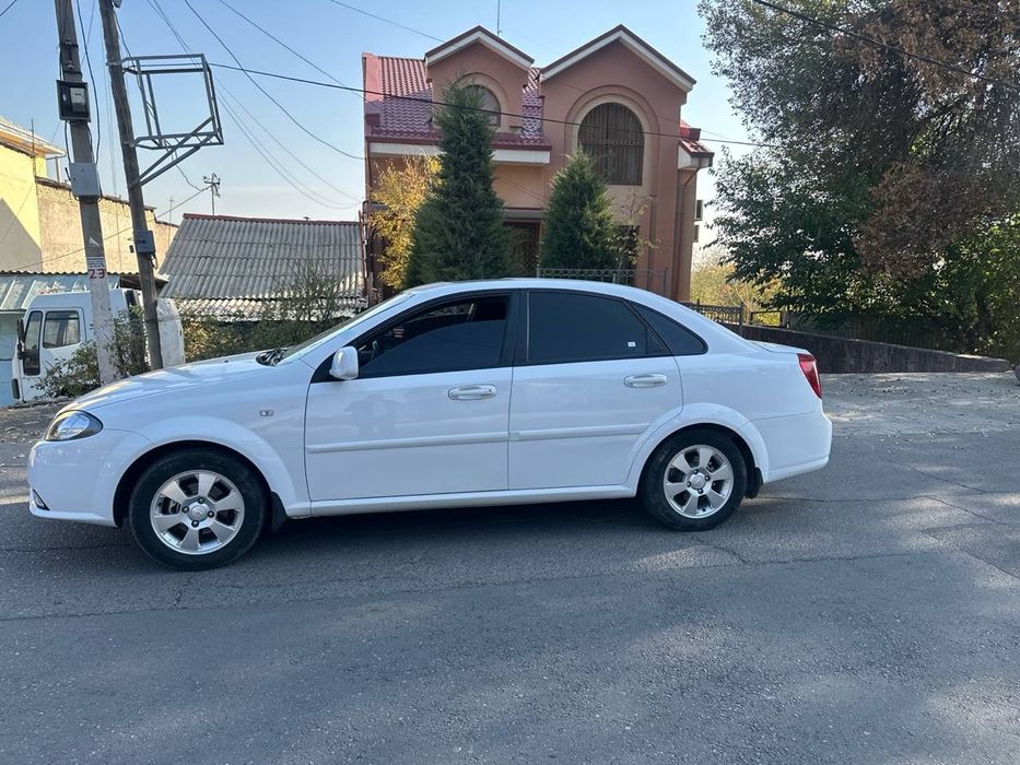 Jentra elegant puls full arenda nasiya savdo bo'lib to'lash boshi 2000