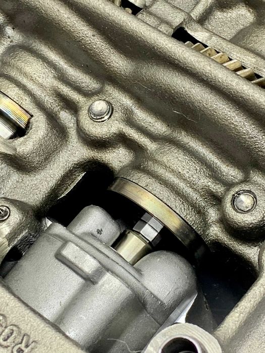 Pompa de ulei 2.0 tdi Audi A4 BKP BMP BPW BLB BRE BRD VW Passat B6