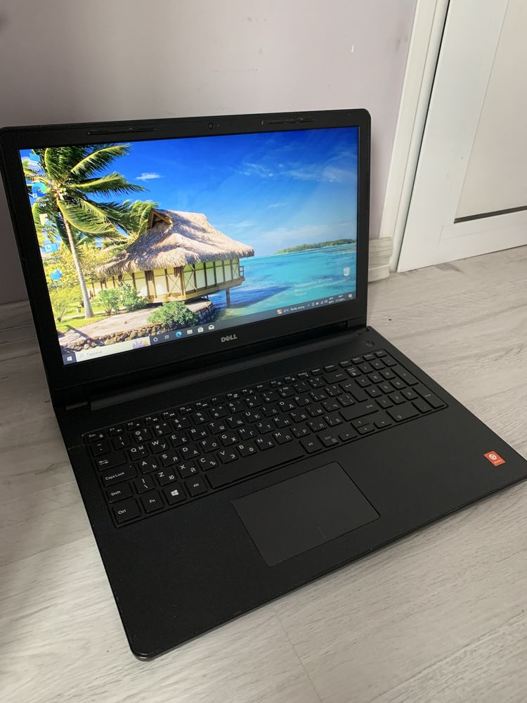 Отличен Лаптоп DELL